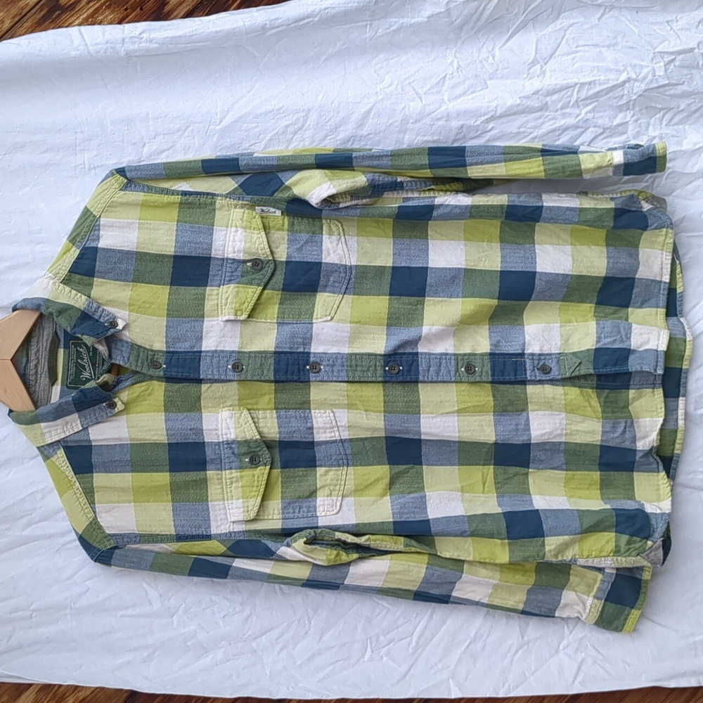 Woolrich shirt button up plaid long sleeve men's medium